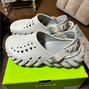Women Crocs Size 8 Good condition